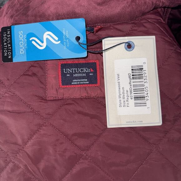 NWT UNTUCKit Wynwood Vest Men Medium Burgundy Red Pocket Quilt Zip Snap Gorpcore - Picture 7 of 10
